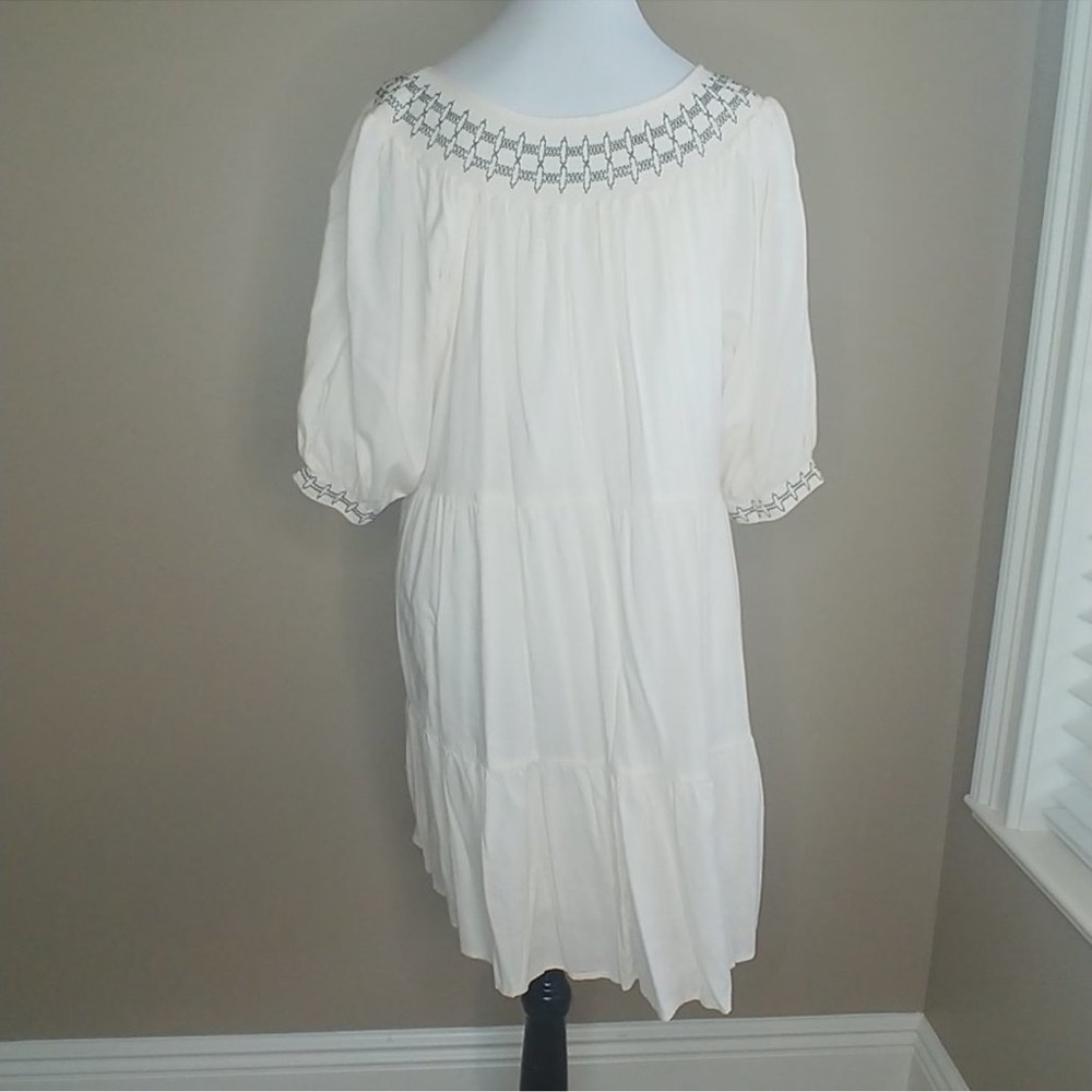 White Embroidered, whimsical, boho, fairy, babydoll, linen/cotton blend, SZ XL,